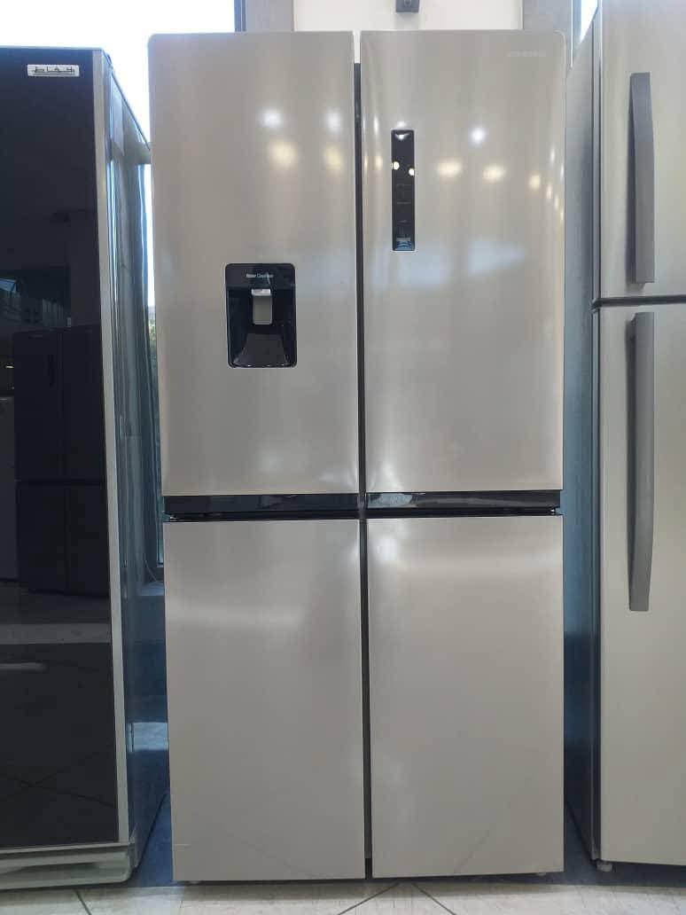 براد الحافظ لون ستالس أربعة أبواب مع شاشة وكولر 492 ليتر